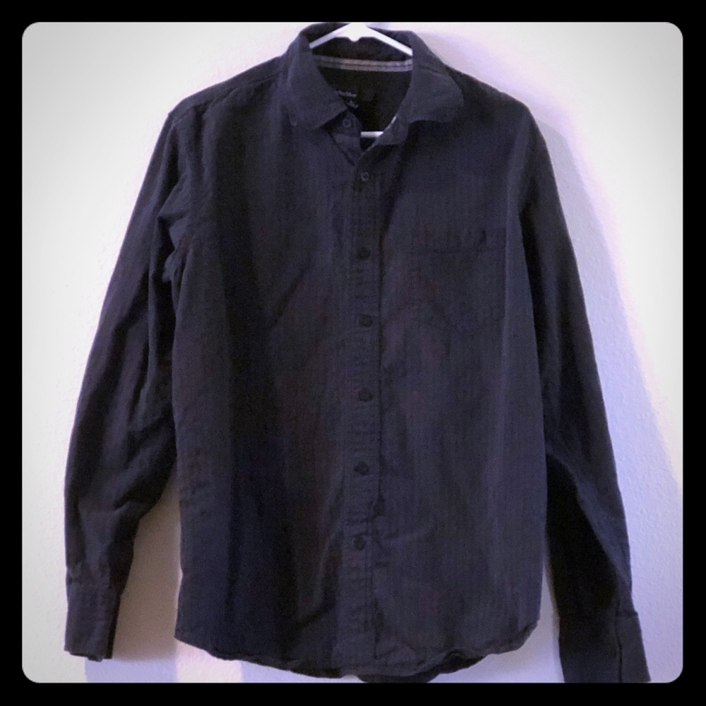 Men’s Med casual long sleeve shirt